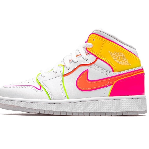 Nike Air Jordan 1 Mid Edge Glow 7.5 - Picture 3 of 5